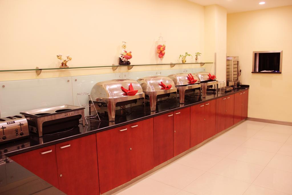 Hanting Express Shanghai Jinqiao Middle Yanggao Road Eksteriør billede
